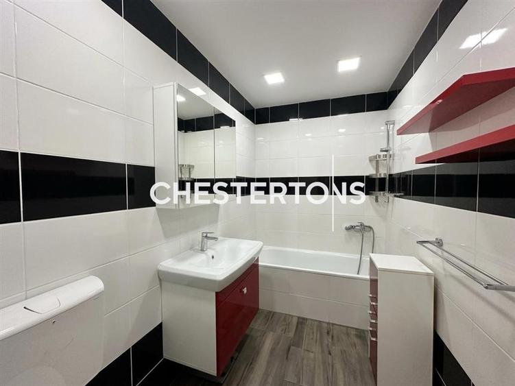 Apartament cu 3 camere decomandat, mobilat în Central