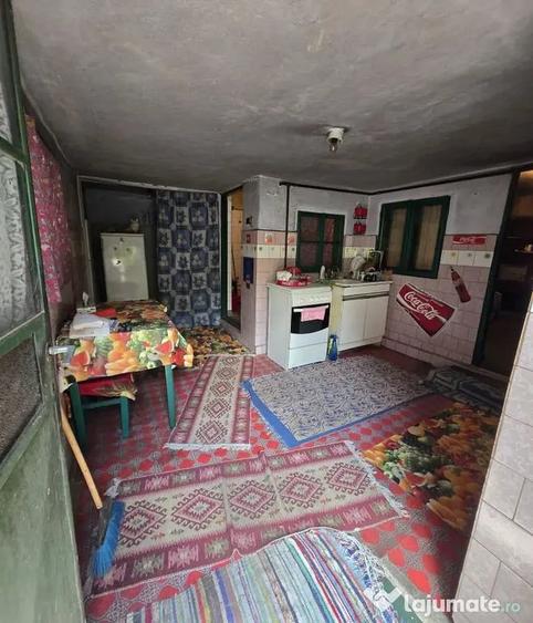 Casă cu 3 camere cu Teren 197 Mp în Rahova