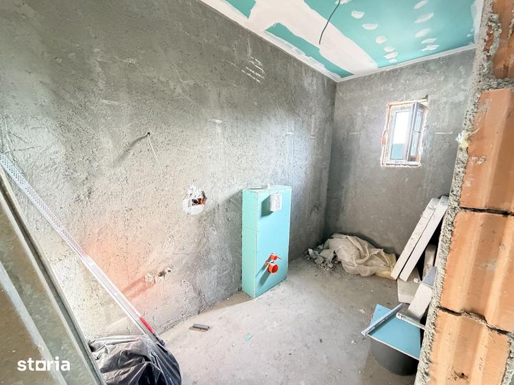 Casă cu 4 camere cu Teren 260 Mp în Glina