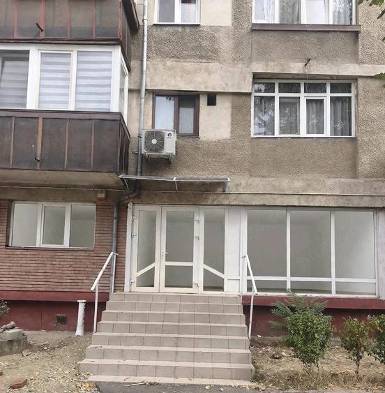 Spațiu comercial, de 58 mp, în Rogerius
