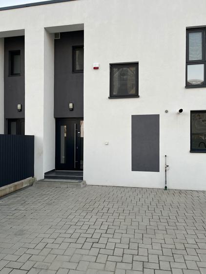 Casă cu 3 camere în Central