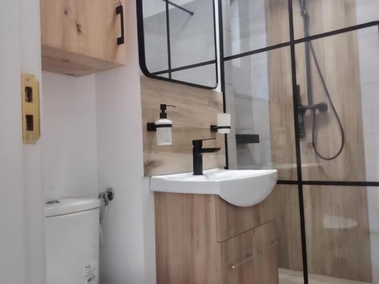Închiriere Apartament 2 camere în Tineretului,DECOMANDAT, 3 MIN PROX METROU - 17