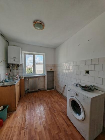 Apartament cu 2 camere decomandat în Gojdu