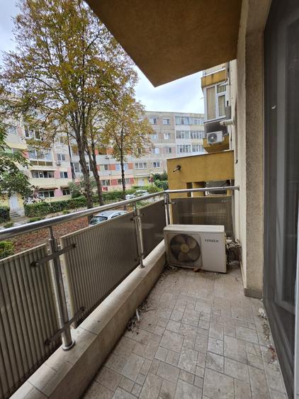 Apartament cu 2 camere semidecomandat în Tomis Nord