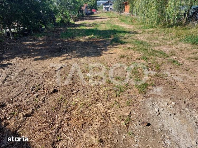 Teren de 812 mp, în Central