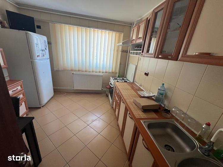Apartament cu 2 camere în Micro 14