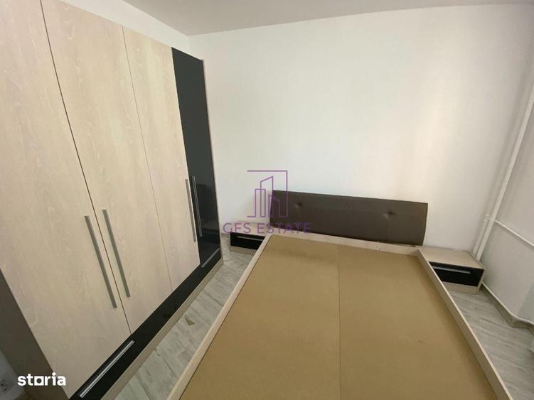 Apartament cu 3 camere decomandat în Tineretului