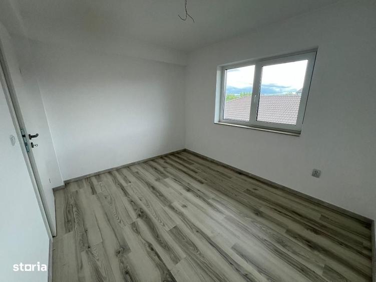 Casă cu 3 camere cu Teren 180 Mp în Micești