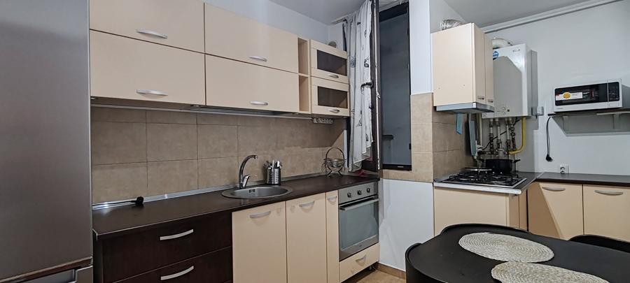 Apartament cu 2 camere semidecomandat, mobilat în Bucureștii Noi