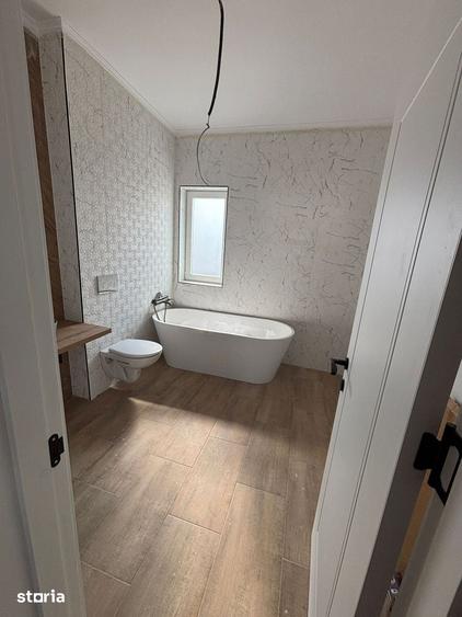 Apartament cu 4 camere în Moșnița Nouă