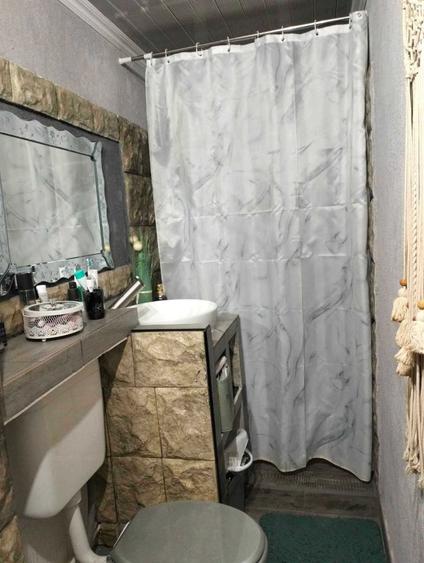 Apartament cu 3 camere semidecomandat în Nămoloasa