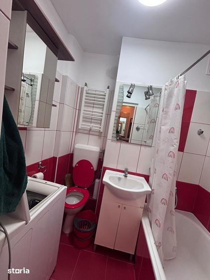 Apartament cu 2 camere nedecomandat în Dâmbu Pietros