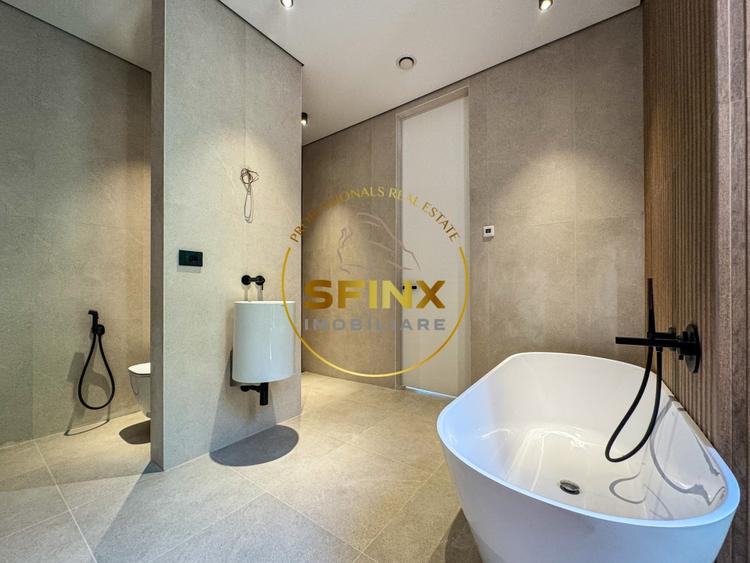 Casă individuală cu 4 camere cu Piscina în Otopeni