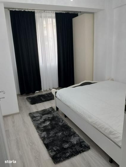 Apartament cu 2 camere în Micro 17