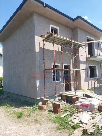 Casă cu 4 camere în Horpaz