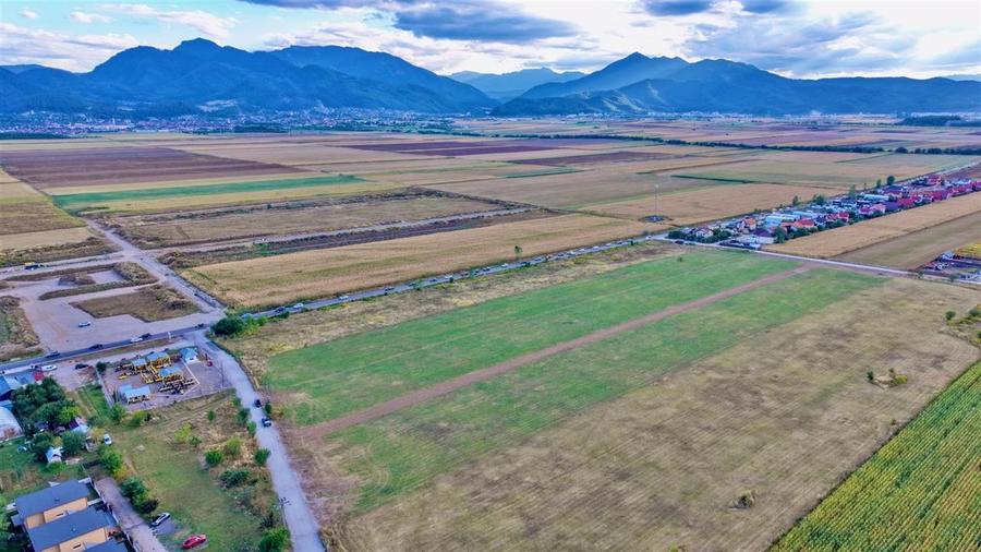 Teren Construcții intravilan de 600 mp, în Tărlungeni