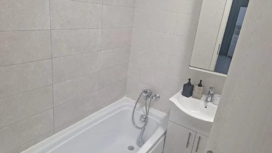 Apartament cu 3 camere decomandat, mobilat în Theodor Pallady