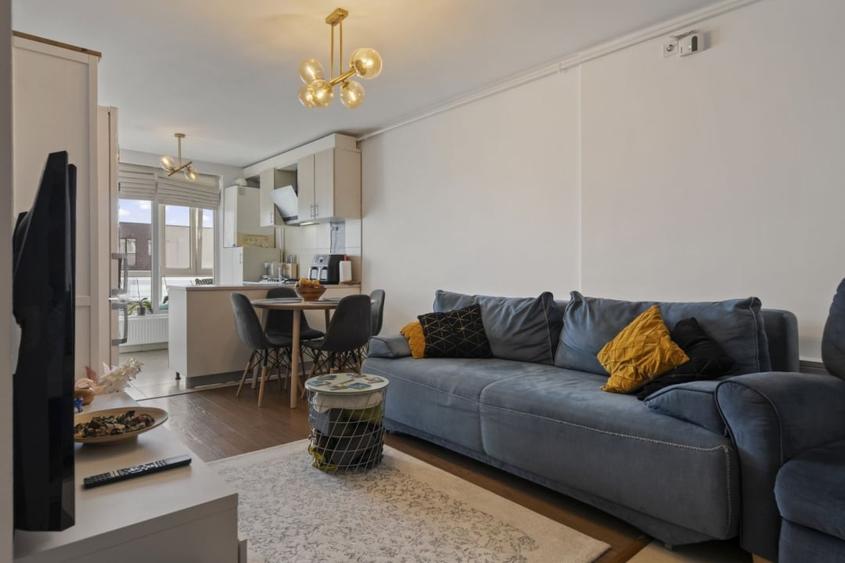 Apartament cu 3 camere decomandat, mobilat în Otopeni