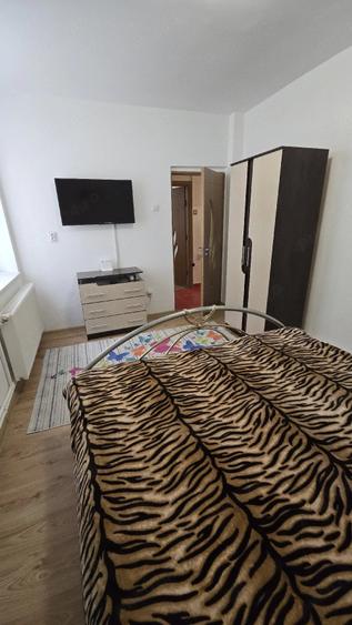 Apartament cu 2 camere decomandat în Berceni