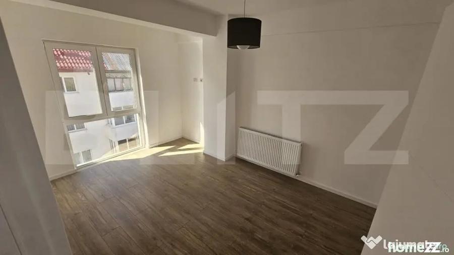 Apartament cu 3 camere decomandat în Rădăuți