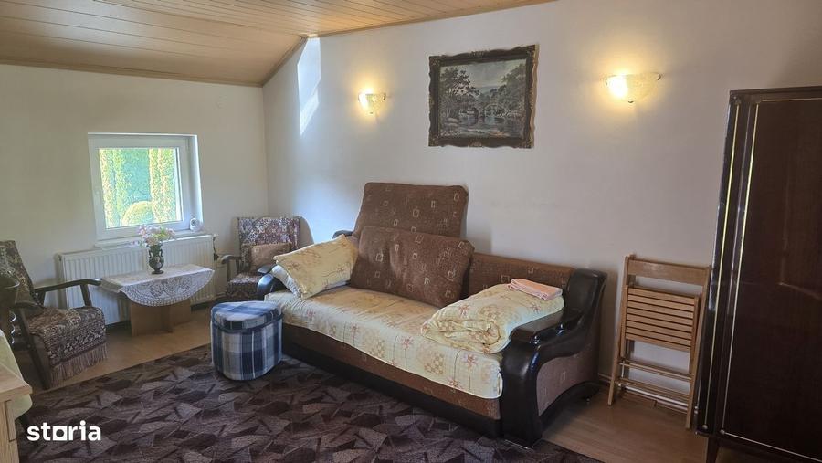 Casă cu 4 camere cu Teren 1159 Mp în Ceangăi