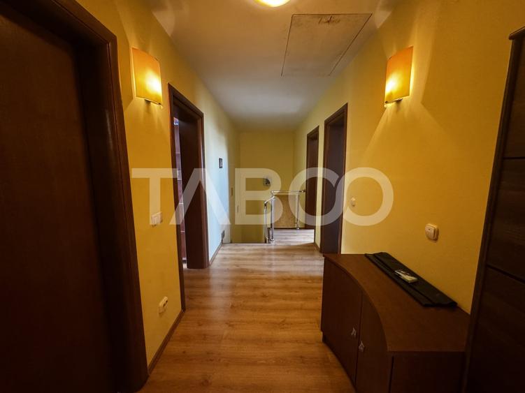 Duplex cu 5 camere cu Canalizare în Turnișor