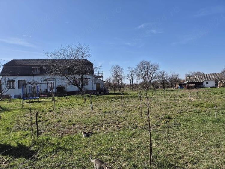 Casă cu 2 camere cu Teren 1000 Mp în Inand