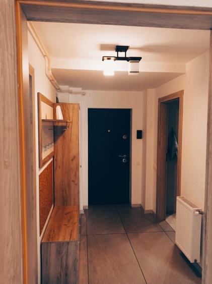 Apartament cu 2 camere decomandat, mobilat în Banat