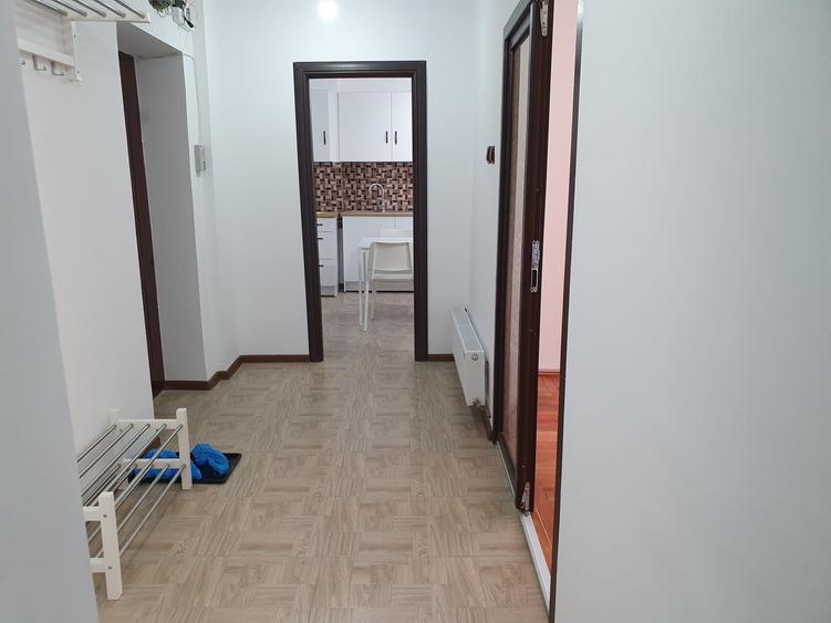Inchiriez apartament 2 camere - 2