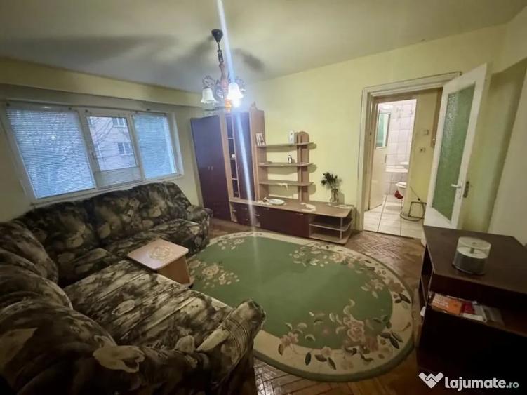 Apartament cu 2 camere semidecomandat în Central