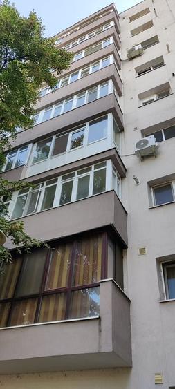 Apartament cu 3 camere decomandat în Lacul Morii