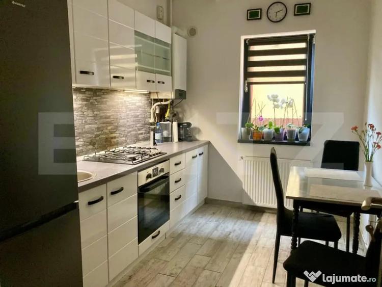 Apartament cu 2 camere decomandat în Sântana de Mureș