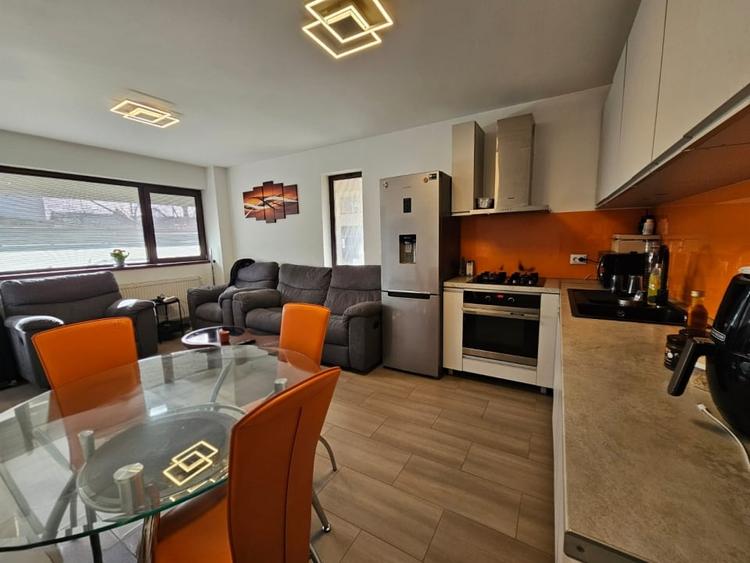 Duplex cu 3 camere cu Canalizare în Ghencea