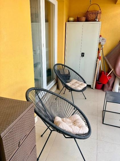 Apartament cu 2 camere decomandat, mobilat în Tractorul