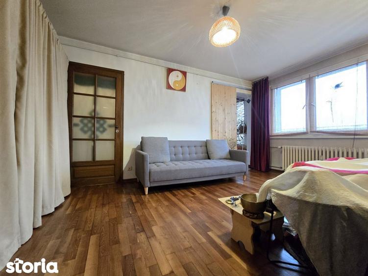 Apartament cu 3 camere în Dristor