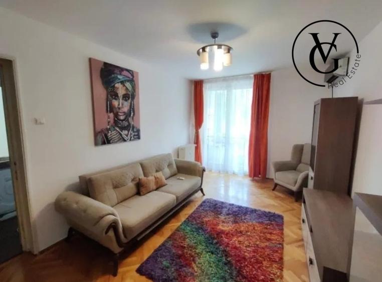 Apartament cu 3 camere decomandat în Dristor