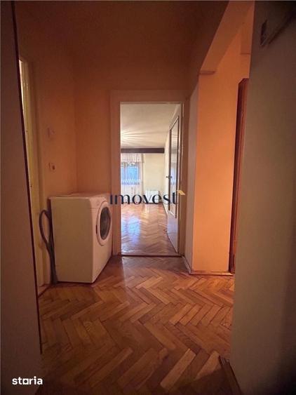Apartament cu 3 camere decomandat în Micro 17