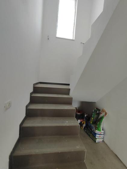 Casă individuală cu 6 camere cu Canalizare în Agigea
