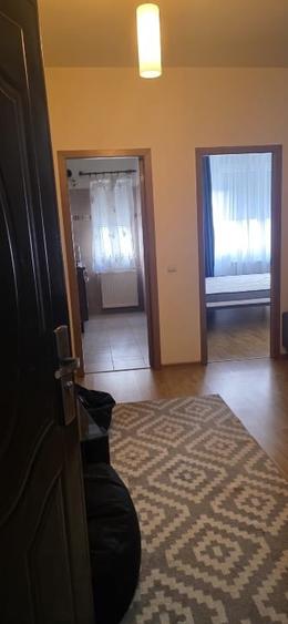 Apartament cu 2 camere decomandat, mobilat în Berceni