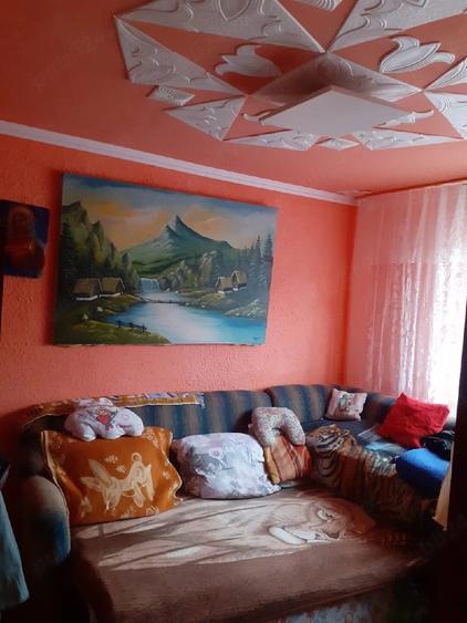 Apartament cu 2 camere decomandat în Petros