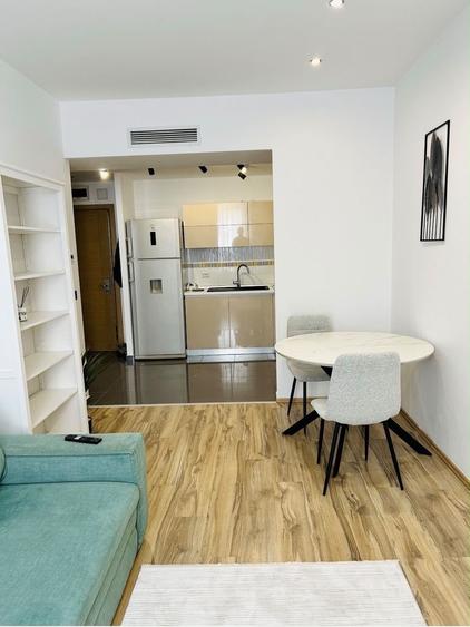 Apartament cu 2 camere în Văcăresti