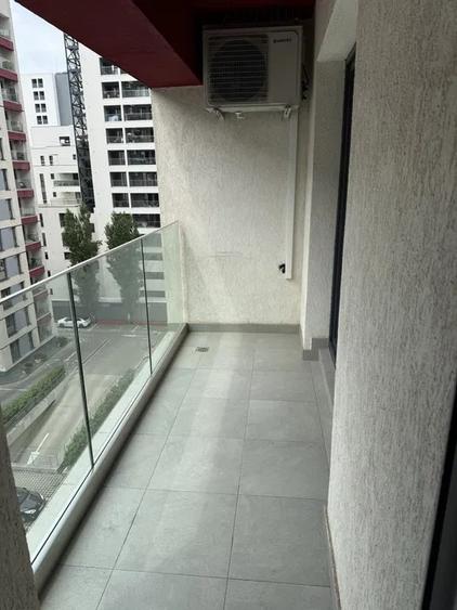 Apartament cu 2 camere decomandat în Politehnica