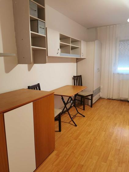 Garsonieră în Buziașului