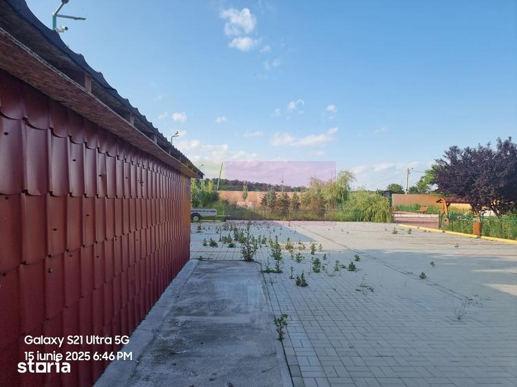 Casă cu 10 camere cu Teren 6000 Mp în Bulbucata