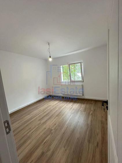 Apartament cu 4 camere decomandat în Filiași