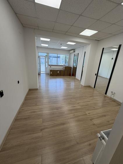 Spațiu comercial, de 60 mp, în Central