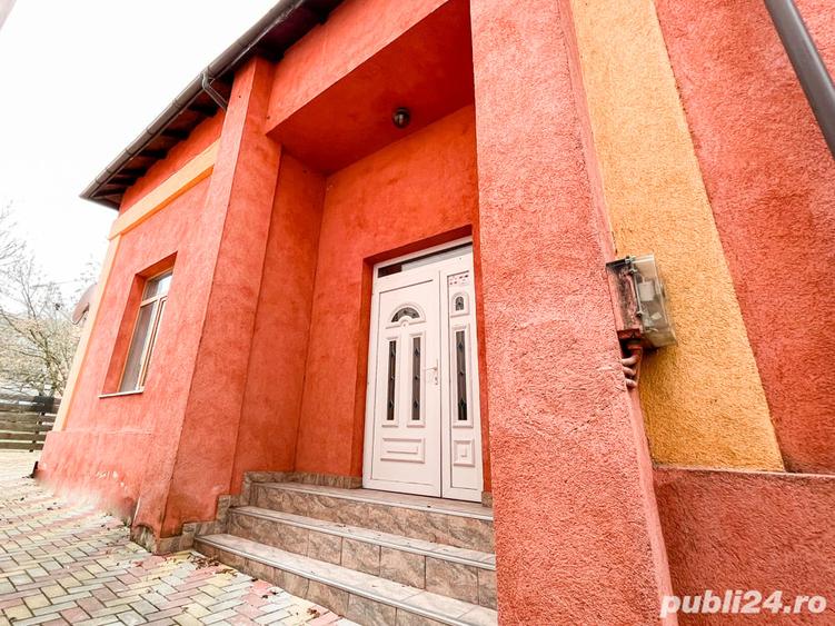 Casă cu 4 camere cu Teren 500 Mp în Central
