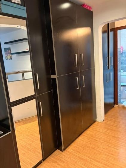 Apartament cu 2 camere decomandat, mobilat în Băneasa