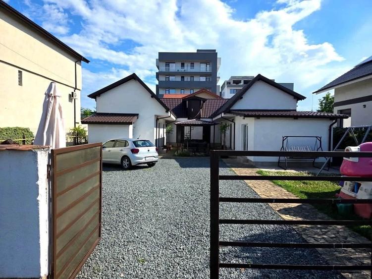 Se vinde afacere la cheie , pensiune 10 camere in Mamaia-Sat - 2
