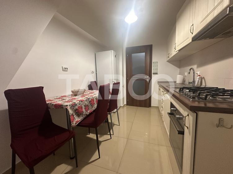 Apartament cu 3 camere decomandat, mobilat în Ultracentral